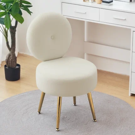 Geri Bedroom chair